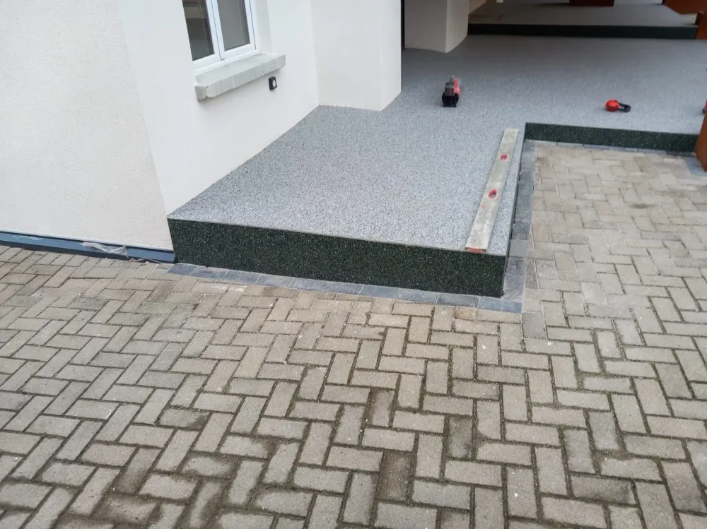 pose de tapis de pierre (1)